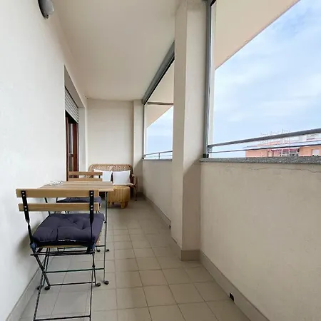 Sentirsi A Casa, Vicini All'humanitas *