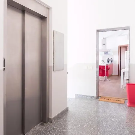 Sentirsi A Casa, Vicini All'humanitas *