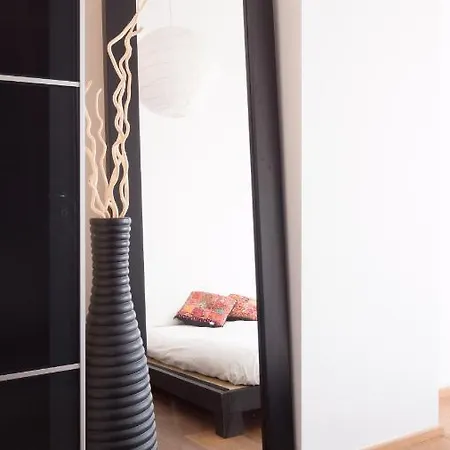 Sentirsi A Casa, Vicini All'humanitas Daire